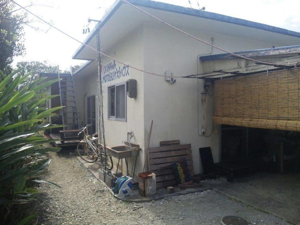 Okinawa Motobu Guest House Exteriör bild